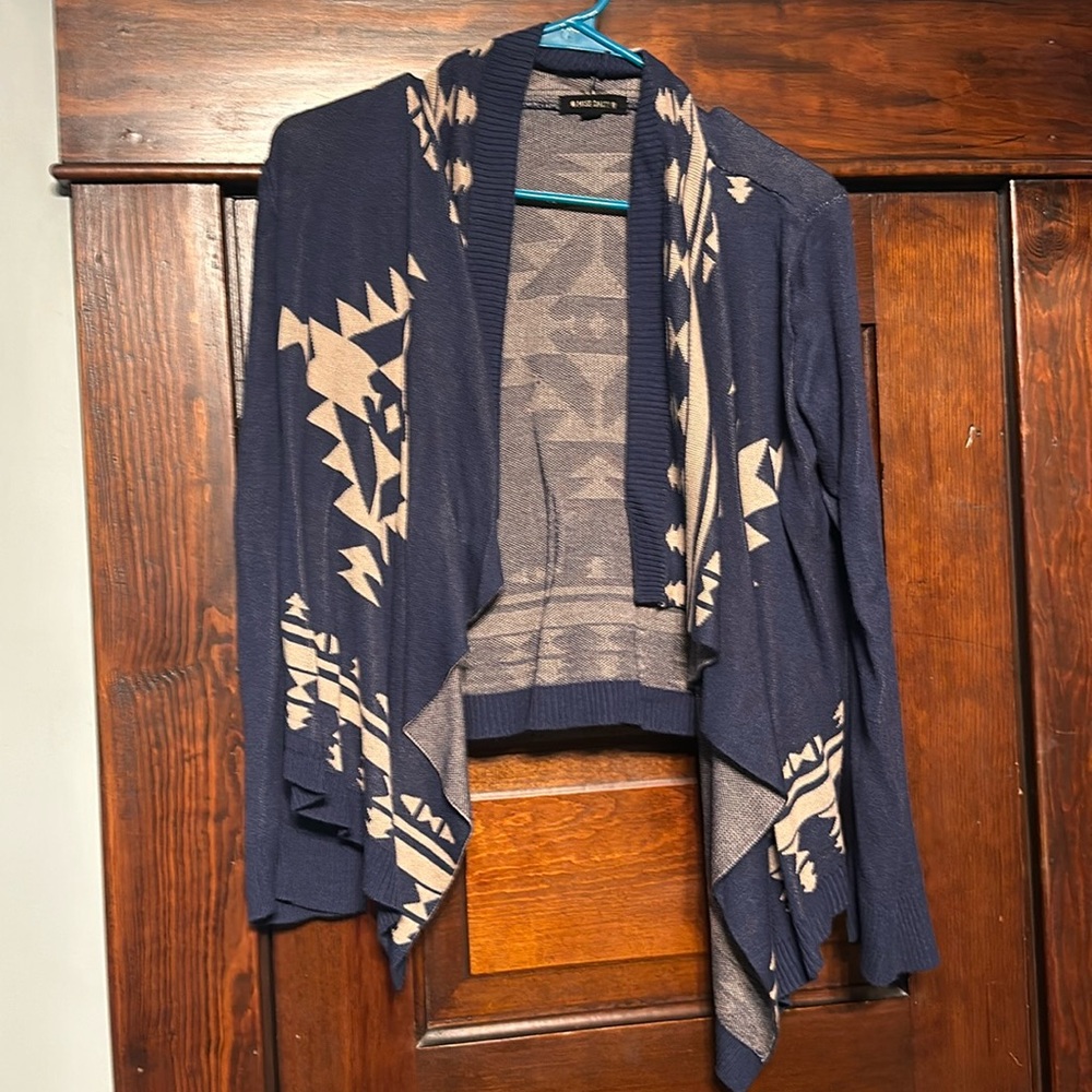 Miss Daisy Cardigan EUC